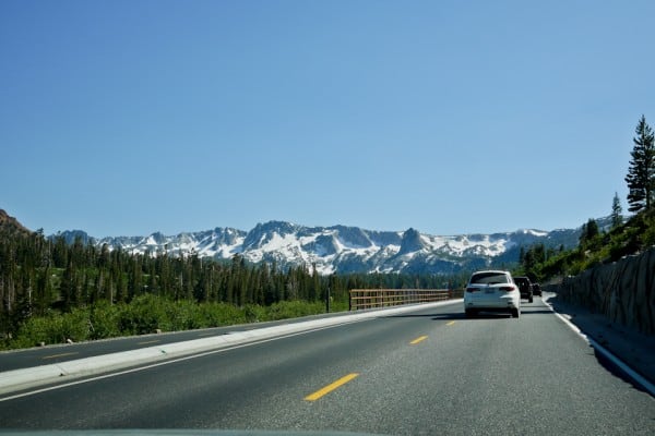 After lunch, we are heading out to the other side of Mammoth mountains for some scenic drive.